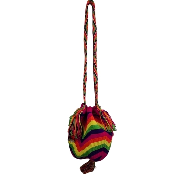 Wayuu Mochila Hand Woven Colombian Crossbody Bag Zigzag Pattern Multicolored - Picture 3 of 6